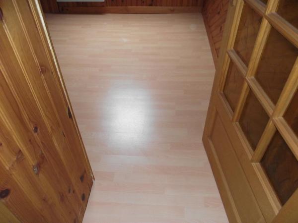 Finition de la pose du parquet 